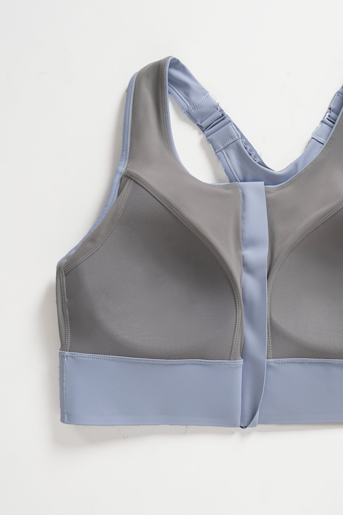Unmatched High Support Zip Front Bra
